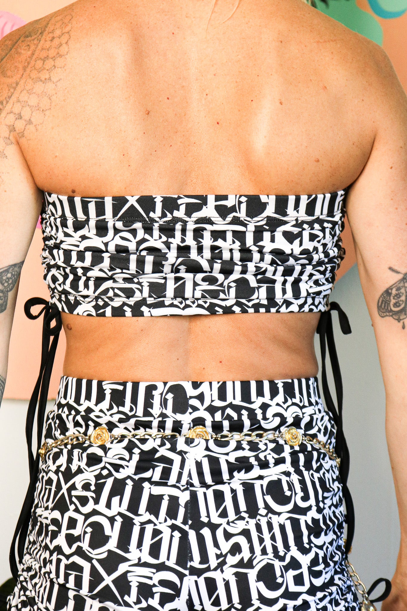 SECRET SNAX SCRUNCH TOP WHITE